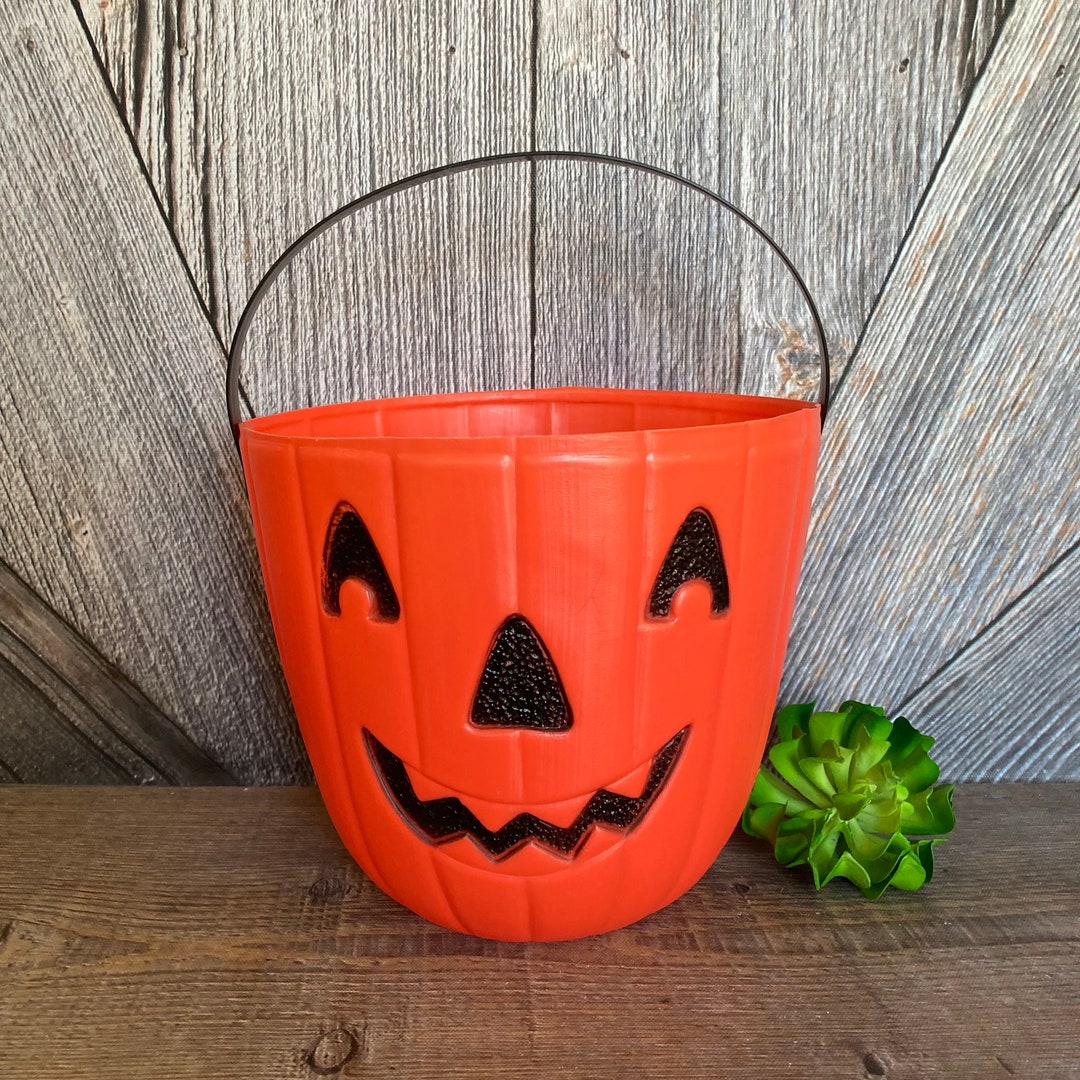 Vintage Pumpkin Halloween Bucket {blow Mold Pumpkin Trick or Treat ...