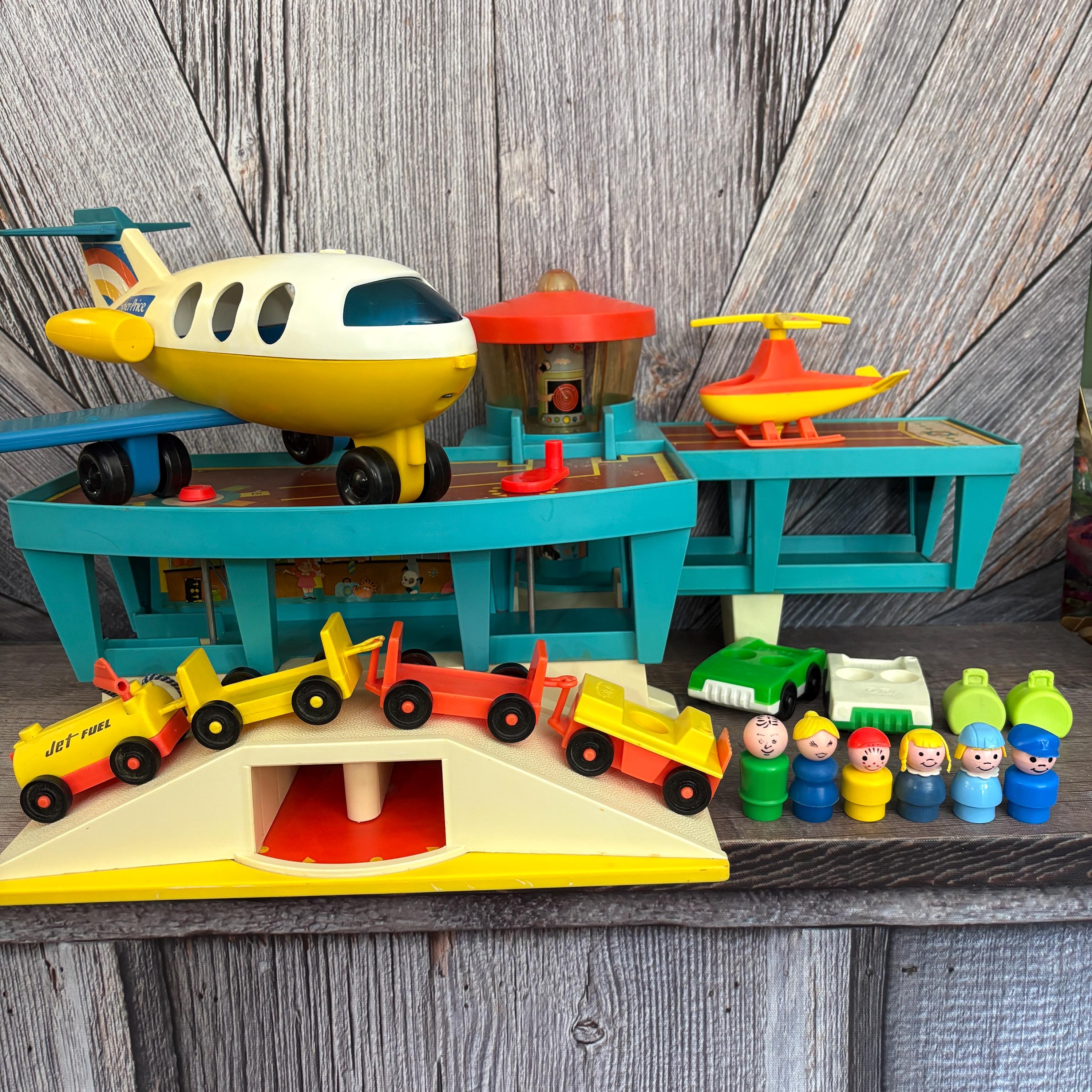 Vintage Fisher Price Little People Airport {play Family COMPLETE
