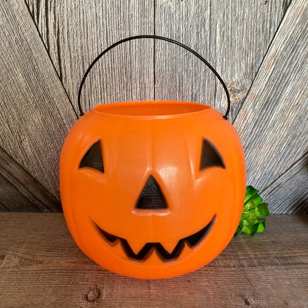 Vintage Pumpkin Halloween Bucket {Blow Mold Pumpkin Trick or Treat Basket} Plastic Jack-O-Lantern Pail Blowmold Vintage Halloween Decoration