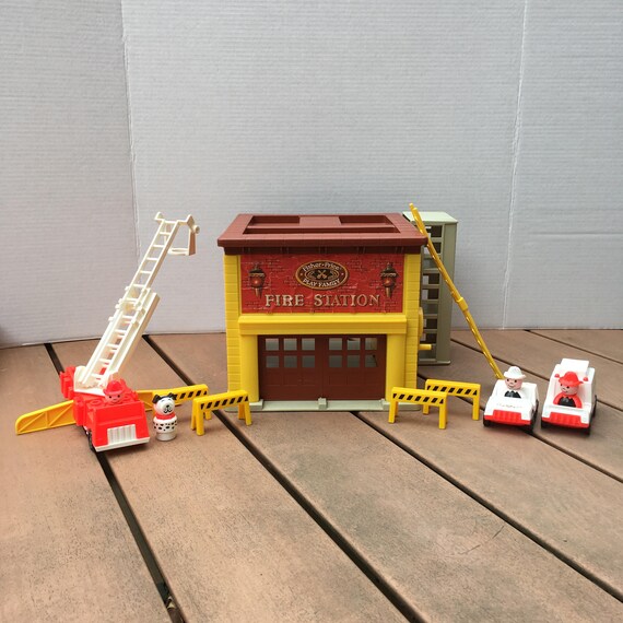 fisher price play family fire station