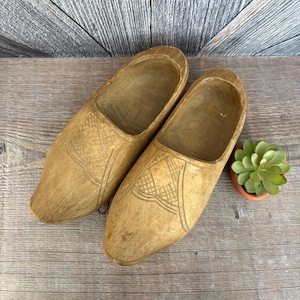 Vintage Wooden Shoes {Dutch Wooden Clogs Wood} Tulip Time Holland Souvenir Size Childrens, Home Decor, Pair of Shoes, Dutch