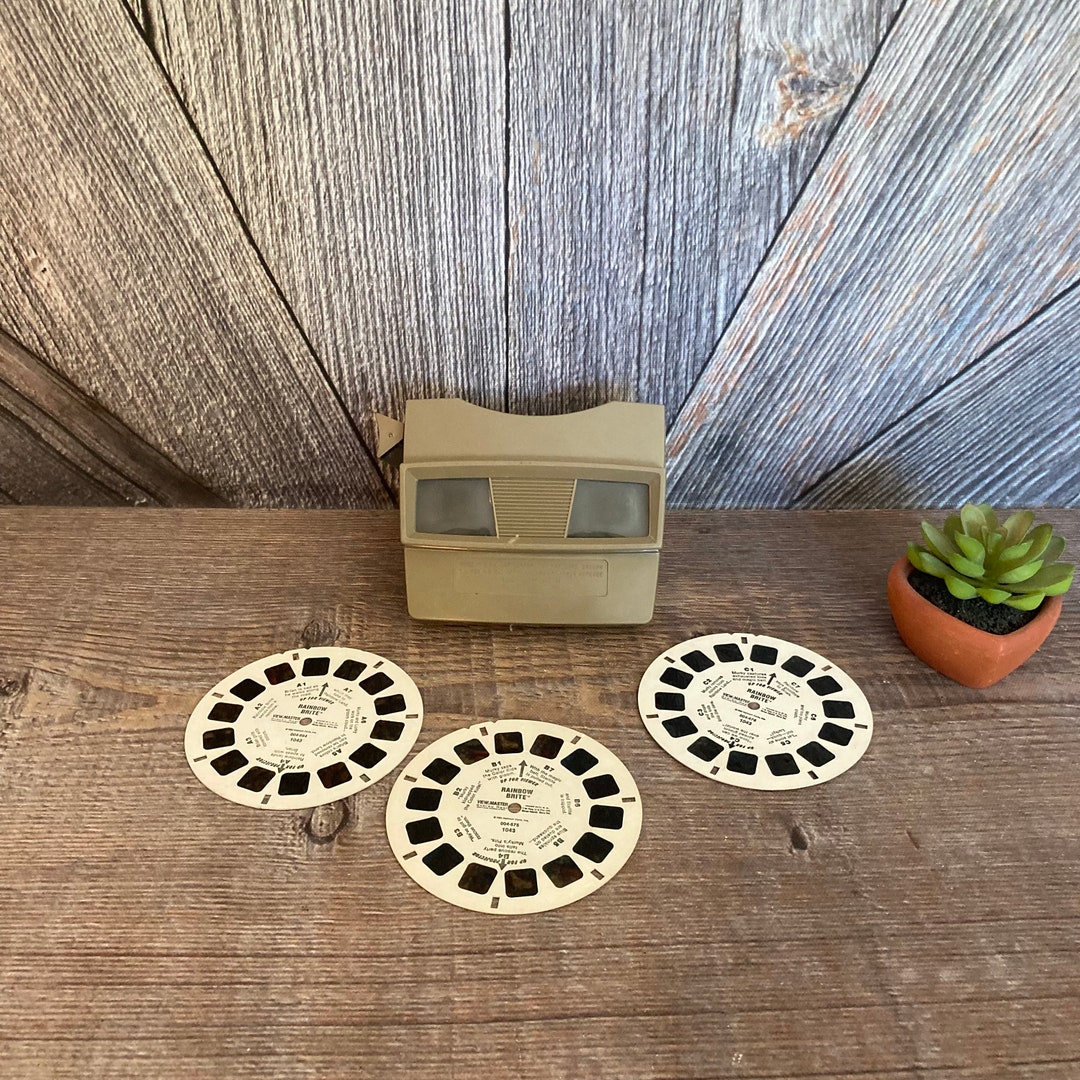 Vintage View Master 90s Toy With {rainbow Brite 3D Picture Reels ...
