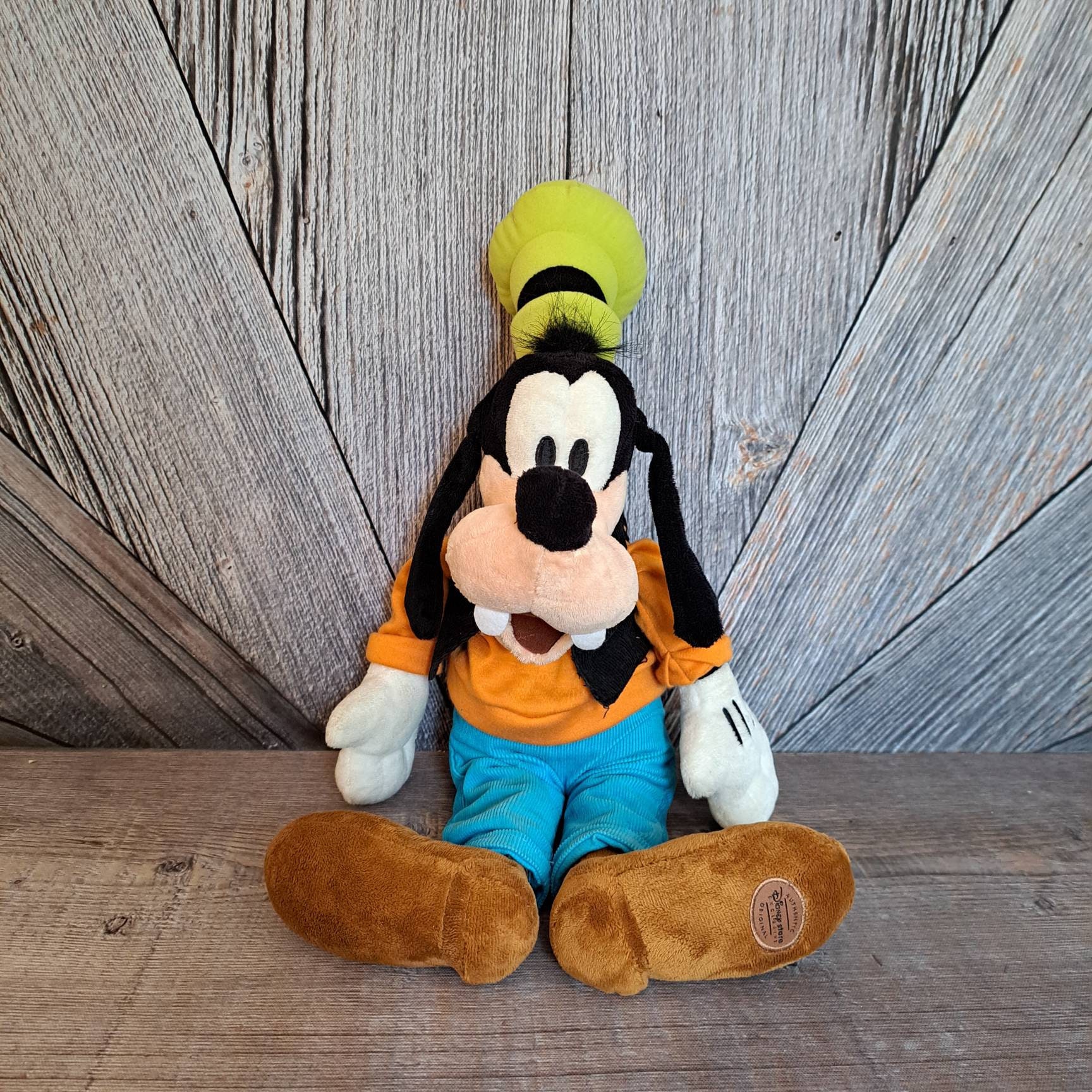 vintage goofy stuffed animal