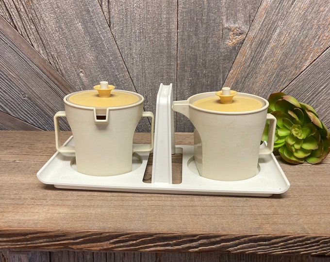 Vintage Tupperware Cream and Sugar Set Creamer Coffee Travel Storage