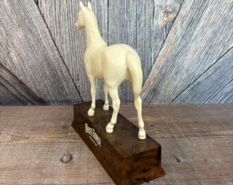 White Horse Scotch Advertising Barware Bar Handle, Vintage Plastic
