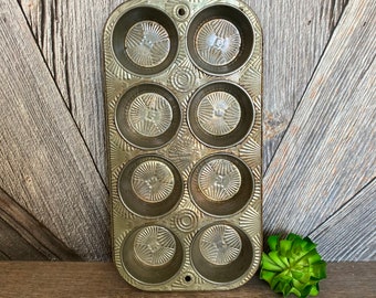 Vintage Muffin Tin Antique Muffin Pan Cupcake tin Bakerex Crown Ware USA Ovenex Decorative Office Supply Storage Farmhouse Kitchen Decor