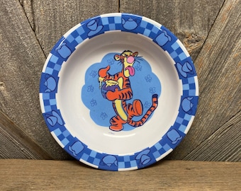 Vintage Tigger Bowl {Winnie the Pooh Tigger Tiger Melmac Bowl Zak Designs Plastic Kid Play Dishes} Birthday Party Baby Bowl Baby Shower Gift