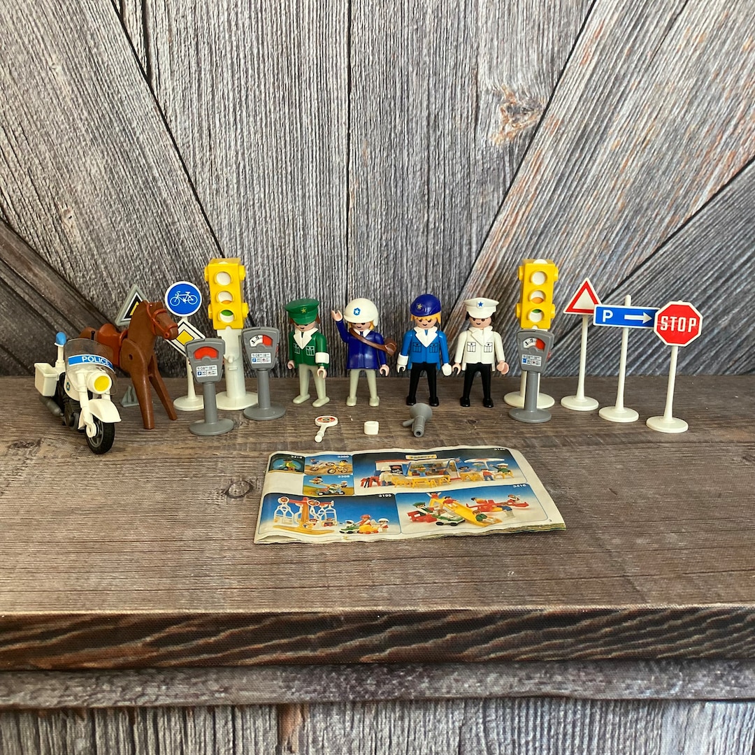 Présentoir Playmobil Police – Figurines Années 80 – 2 Pieds