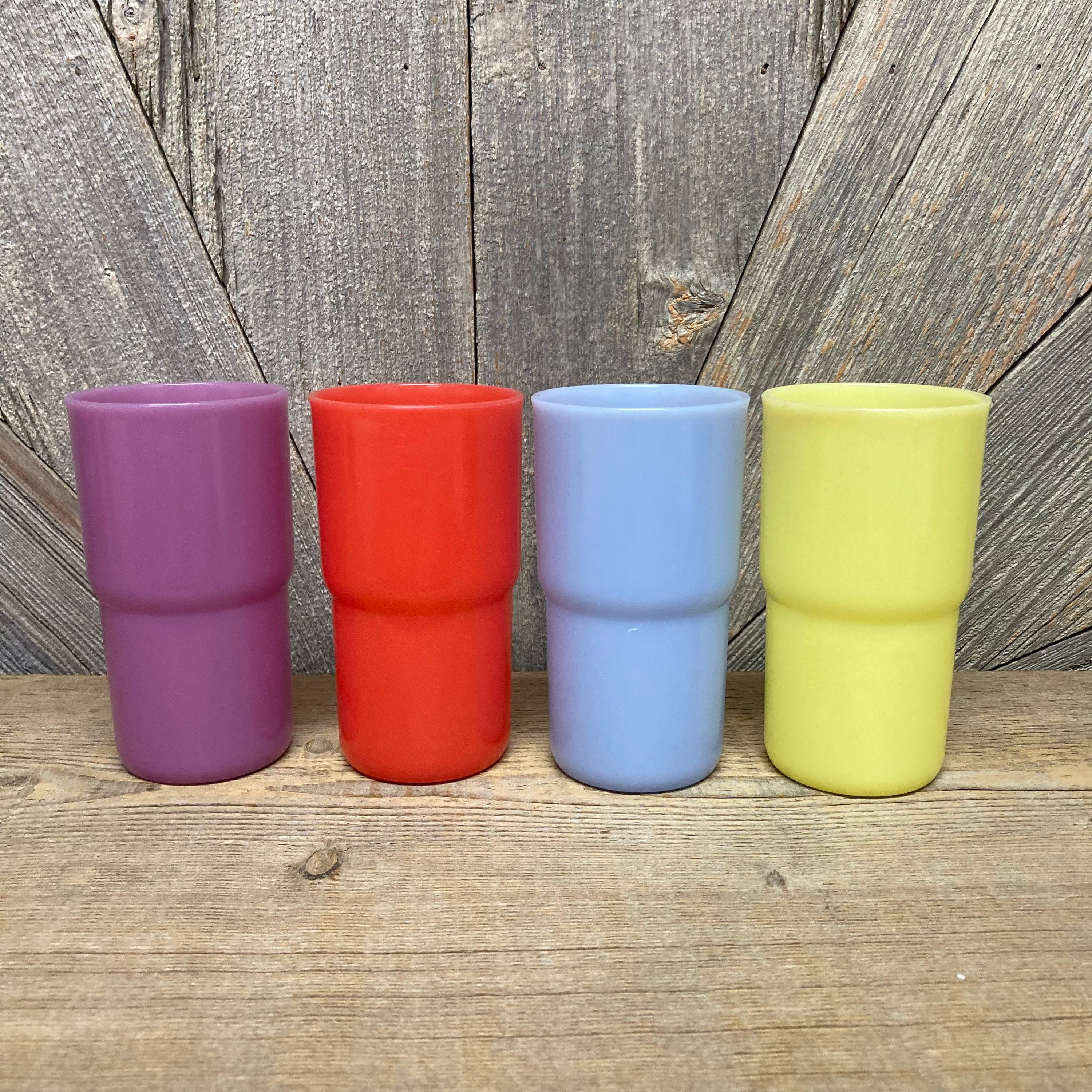 6 Vintage Pastel Colored Tupperware Small Beakers with Lids from the  Millionaire Line, Six Retro Colorful Drinks Tumblers made in France