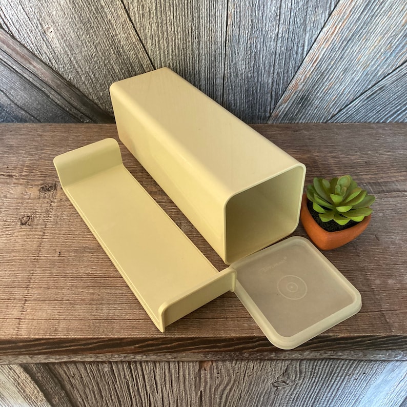 Vintage Tupperware Velveeta Cheese Keeper Cheese Cracker Dish Etsy