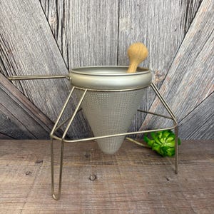 Vintage Strainer Sieve with Pestle Can Canning Applesauce 3 Piece Wood Pestle Cone Sieve Masher Colander Metal Strainer Tomato Prep
