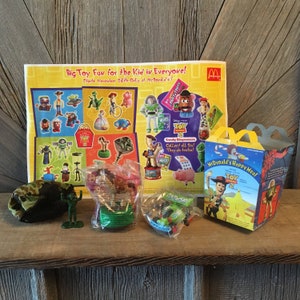 Toy Story 2 McDonalds Happy Meal Toys Action Figures Buzz Lightyear Woody Jessie Stink Pete Vintage Disney Fast Food Carton Toys 90s Vintage