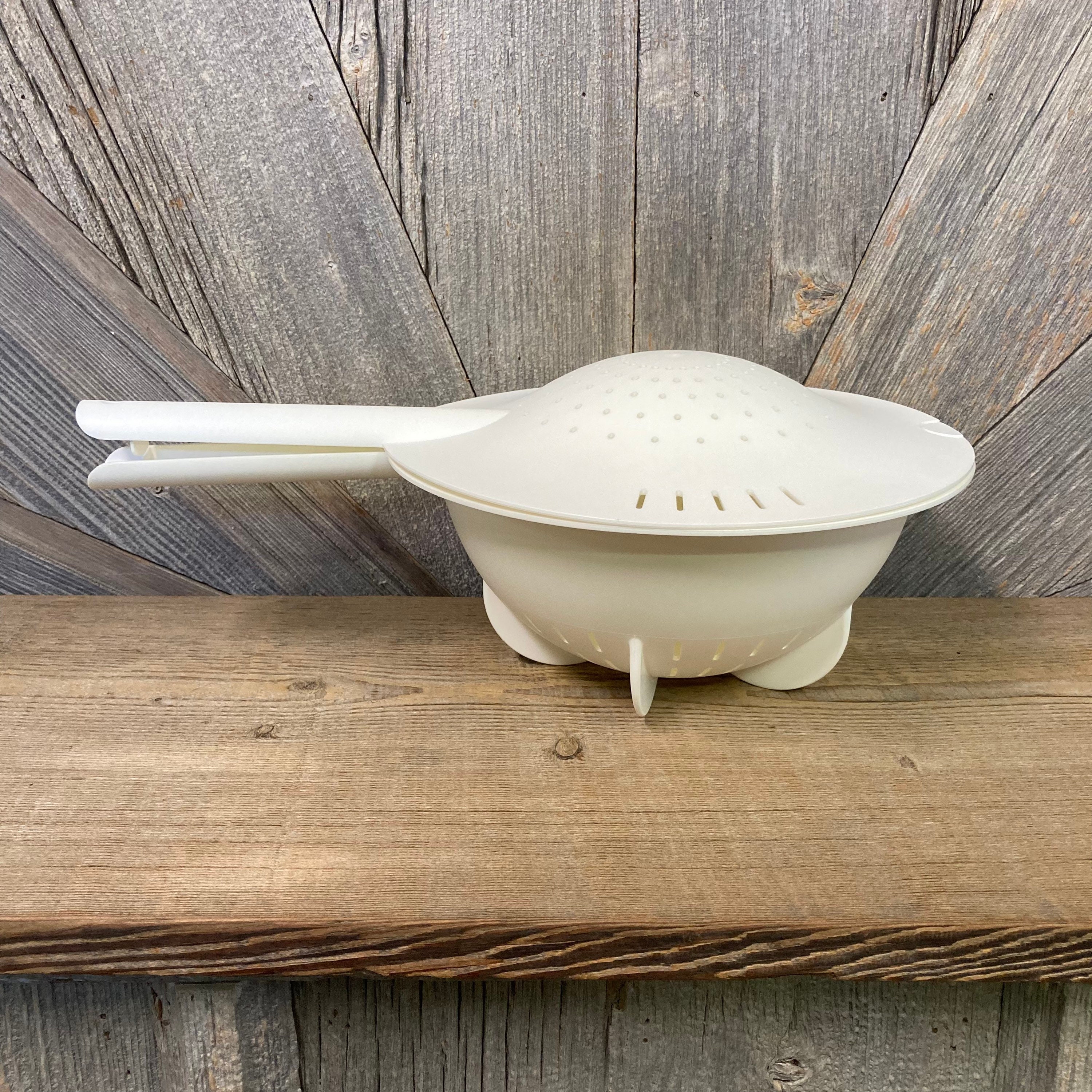 Vintage Tupperware Colander {double Colander 2 Piece With Lid Plastic ...