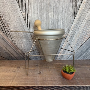 Vintage Strainer Sieve with Pestle Can Canning Applesauce 3 Piece Wood Pestle Cone Sieve Masher Colander Metal Strainer Tomato Prep