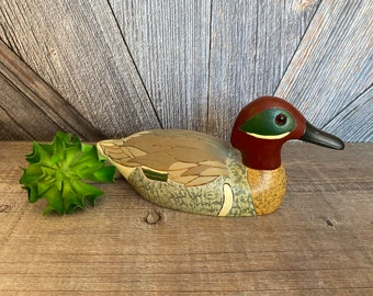 Vintage Handmade Wooden Duck Green Winged Teal Wood Hand carved Painted Realistic Bird Cabin Decor Lake House Decoration Gift for Dad Decoy