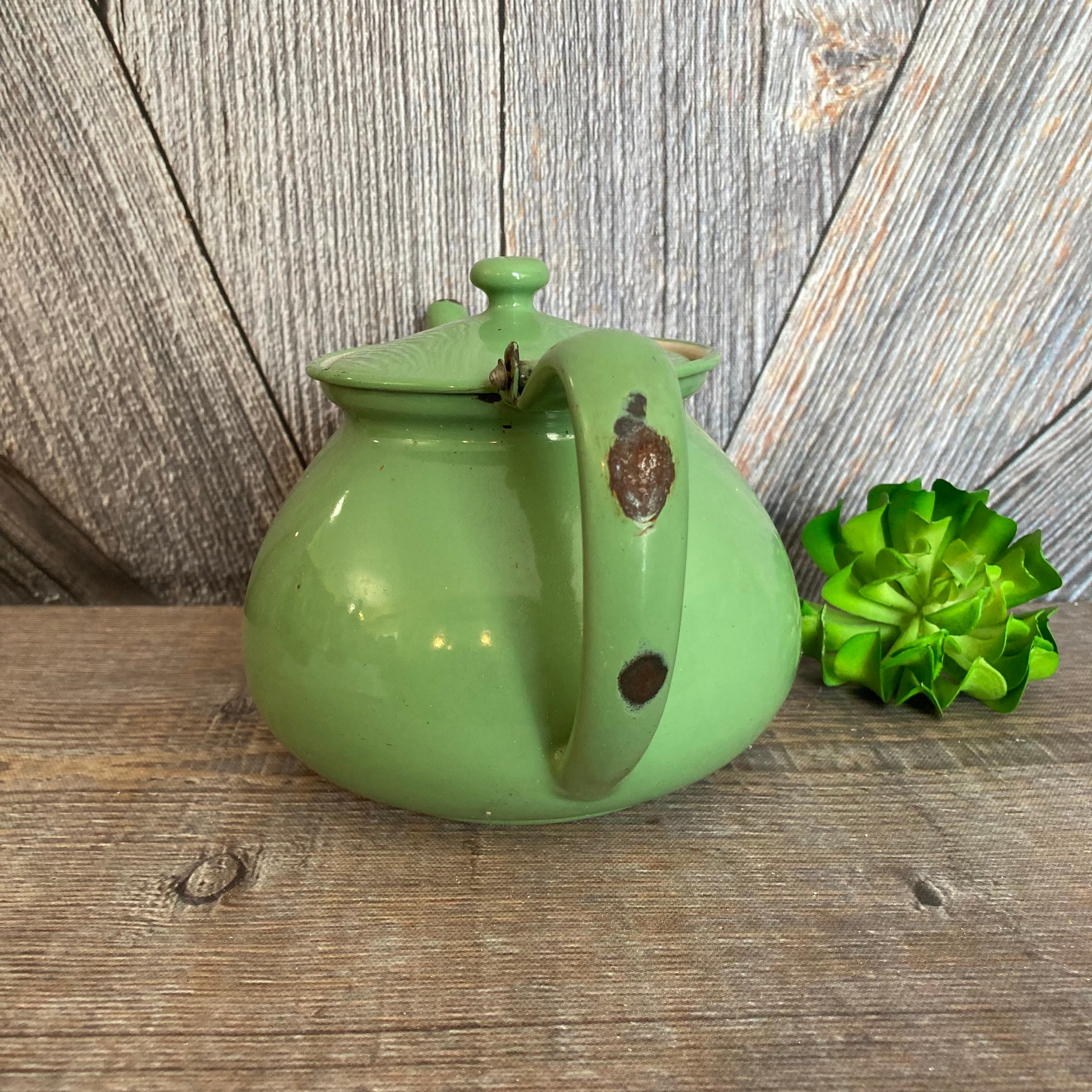 Retro 60s / 70s Green Enamel Circle pattern tea kettle