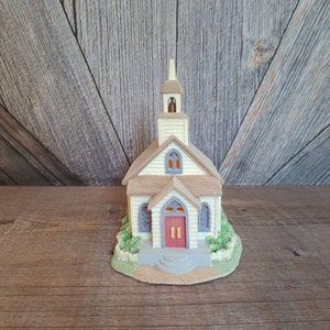 Vintage Christmas Village Church Light {Vintage Avon Spring Valley Flocked Ceramic Lighted Christmas Town} Country Church