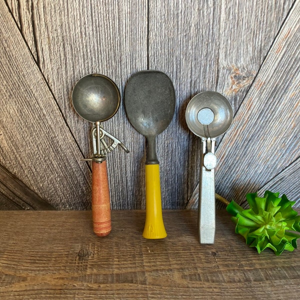 Vintage Ice Cream Scoop Metal Ice Cream Spoon Scooper Dipper Farmhouse Kitchen Wedding Gift Kitchen Gadget Aluminum Ice Cream Scoop Pick 1