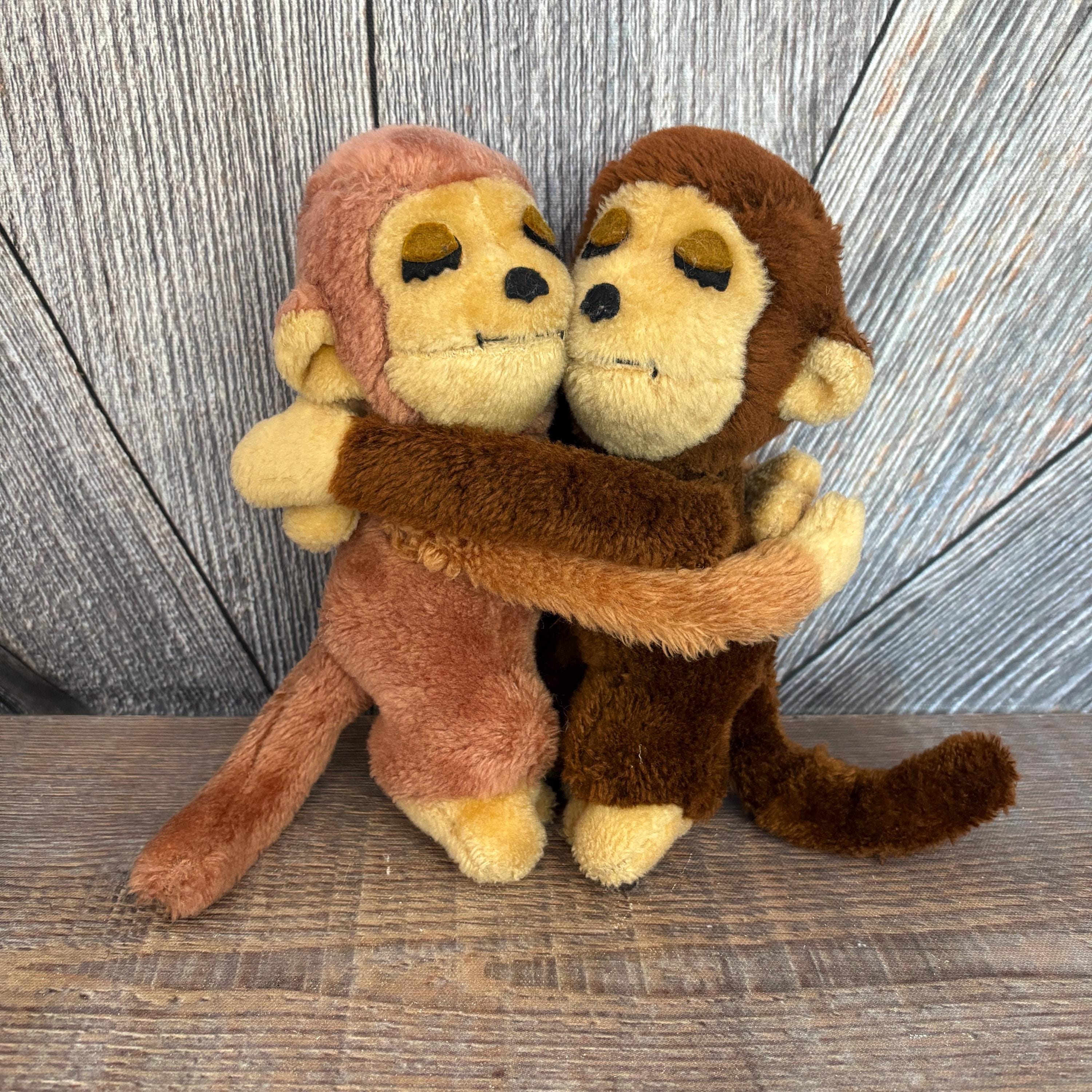 Vintage Dakin Hugging Kissing Monkeys 1975 Plush Toys Stuffed