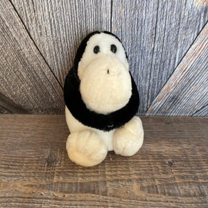 Vintage Opus Plush Mini Stuffed Penguin {Small 1980s Dakin Washington Post Comic Book} 6 Inches 80s Stuffed Animal Penguin with Bow Tie