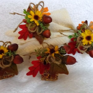 Set of 4-Farmhouse-Country Fall Napkin Ring Holders-Autumn Sunflower-Acorn Harvest Napkin Rings Napkin RingsTable Decor-by Floramiagarden
