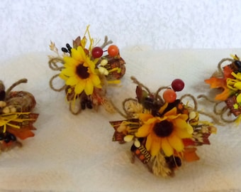 Set of 4 Fall Napkin Rings-Sunflower Harvest Napkin Rings-Farmhouse-CountryRustic Thanksgiving Napkin Rings-by Floramiagarden