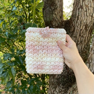 Kindle/Book Sleeve, Handmade Kindle Sleeve, Crochet Kindle Cover, Crochet E-Reader Case, Colorful Crochet Sleeve, Gift Kindle Idea Sleeve,