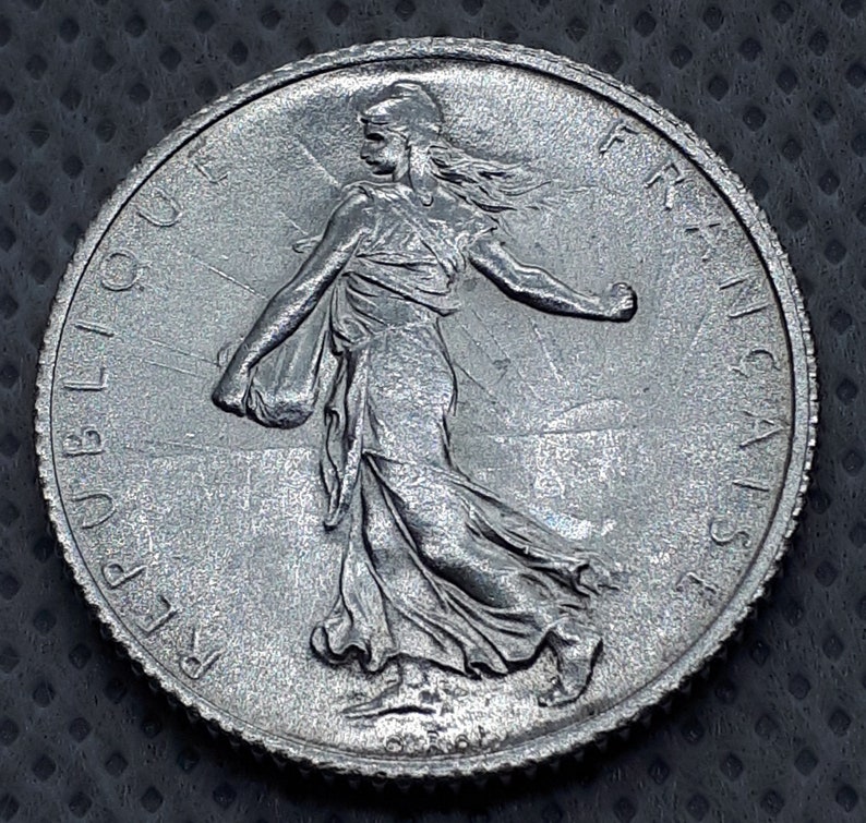 1 Franc 1916. France silver coin, REPUBLIQUE FRANÇAISE Original silver coin image 2