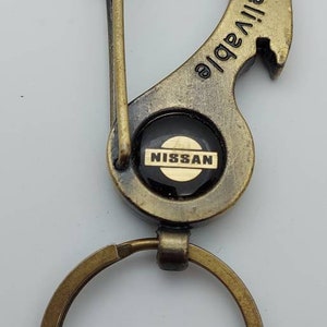 NISSAN - Logo Japan Auto Firmenwagen, Auto, Automobil, Schlüsselanhänger aus Metall !