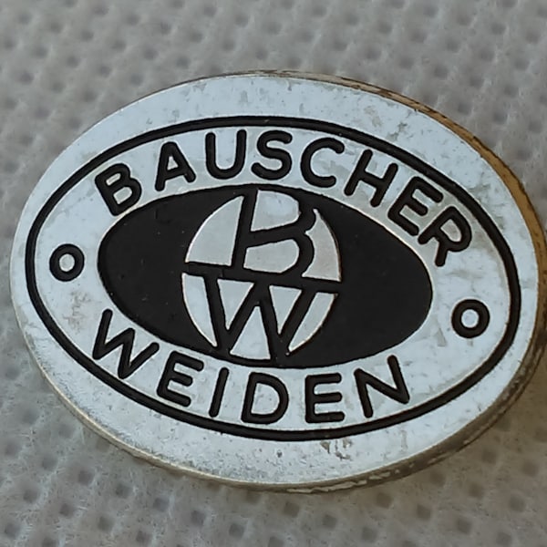 Bauscher Weiden, PORZELLANFABRIK WEIDE, Germany vintage badge !