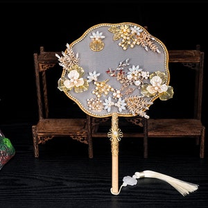 Chinese Bridal Double Happiness  Pearls Gold Flowers  Round Hand  Fan Bouquet Accessories