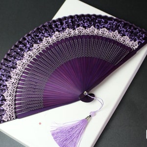 Oriental Floral Silk  Folding Hand Fan,Wedding Favours, Party Favours ，Xmas gift