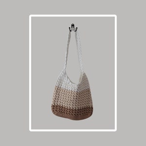 Bolso de hombro. Cartera de verano tejida a crochet o ganchillo. (Blanca, beige y marrón)