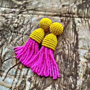 Pendientes Oscar Renta con borlas de cuentas Pendientes Oscar Renta con borlas de cuentas Pendientes colgantes con cuentas Pendientes de botón de PLATA DE LEY color rosa amarillo