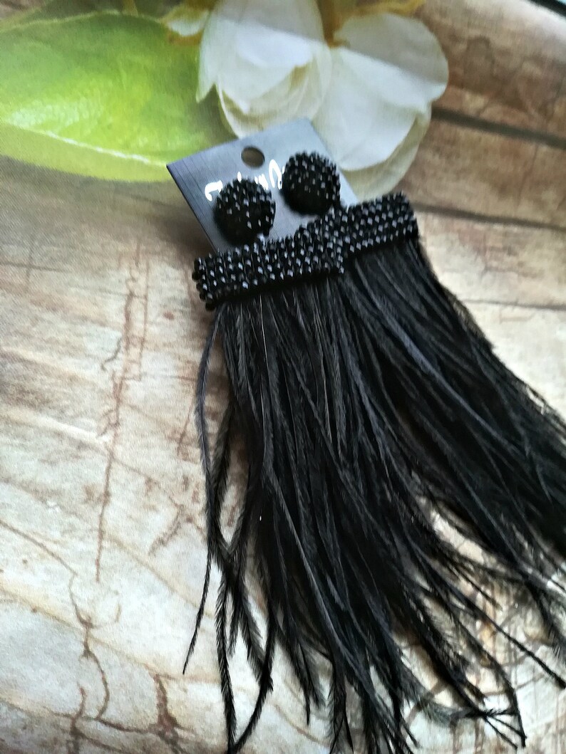 Emerald green color tassel feathers and crystals clipsWaterfall Tassel Earrings Oscar de La Renta earrings statement earringslong tassel