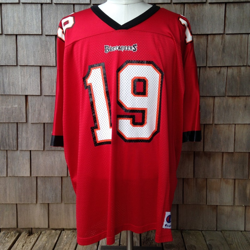 vintage tampa bay buccaneers jersey