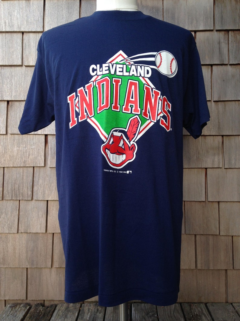 80s vintage Cleveland Indians T Shirt 