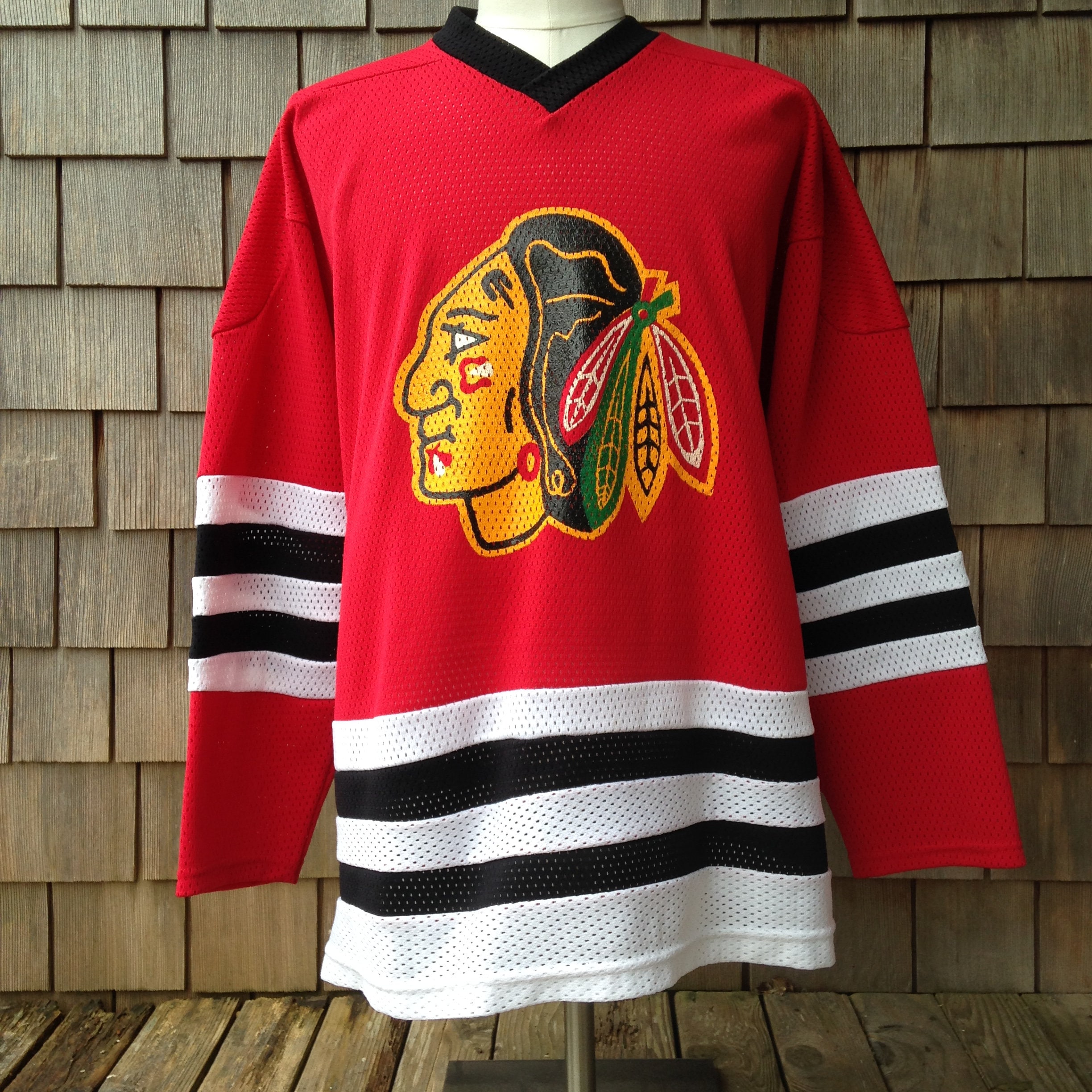 NHL Chicago Blackhawks Mens Long Sleeve Rash Guard T-Shirt