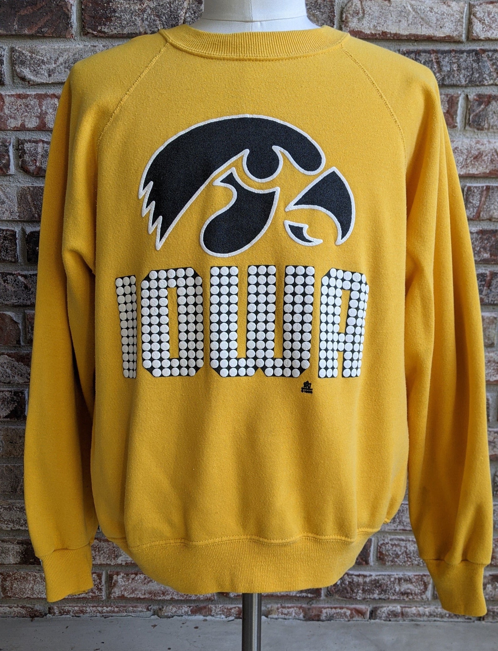 vintage iowa basketball shirt