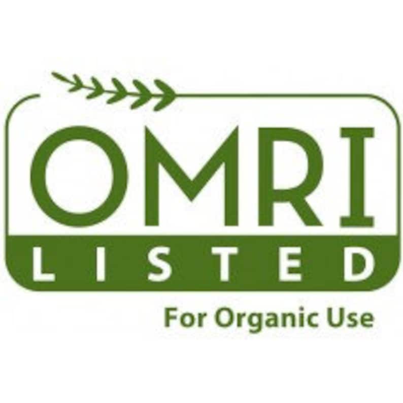 Pode incluir: Logotipo verde e branco com o texto "OMRI LISTED" e as palavras "For Organic Use" abaixo.