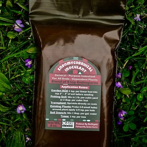 A general-purpose mycorrhizal inoculant for Endo-dependent plants including vegetables, grapes, fruit trees, turf grass flowers. Dust transplant roots, blended into potting soil worked into soil before seeding or scattered on lawns & flower beds.