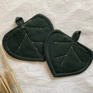 Emerald Green Leaf Coasters: Cotton Tea & Coffee Coasters, Set of 2