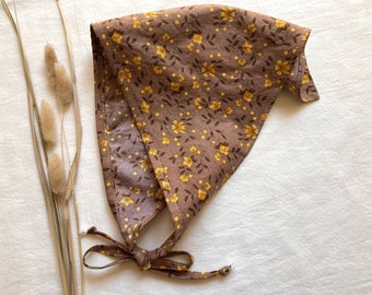 Vintage Floral Hairkerchief with Yellow Flowers, Cute Retro Style Triangle Hair Bandana
