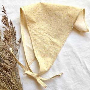 Honey Hairkerchief, Sweet Pale Yellow Cotton Triangle Hairscarf with Little Flowers in White, Pretty Summer Hair Bandana