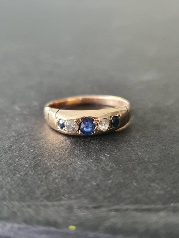 Antique 9ct rose gold diamond & sapphire ring