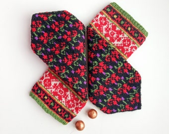 Wool hand knitted mittens, Nordic mittens, Latvian mittens, Norwegian mittens, Baltic mittens, Free shipping