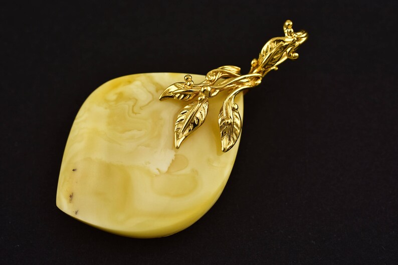 White Butterscotch Egg Yolk Genuine BALTIC AMBER Silver Gold Plated Pendant 5.2g