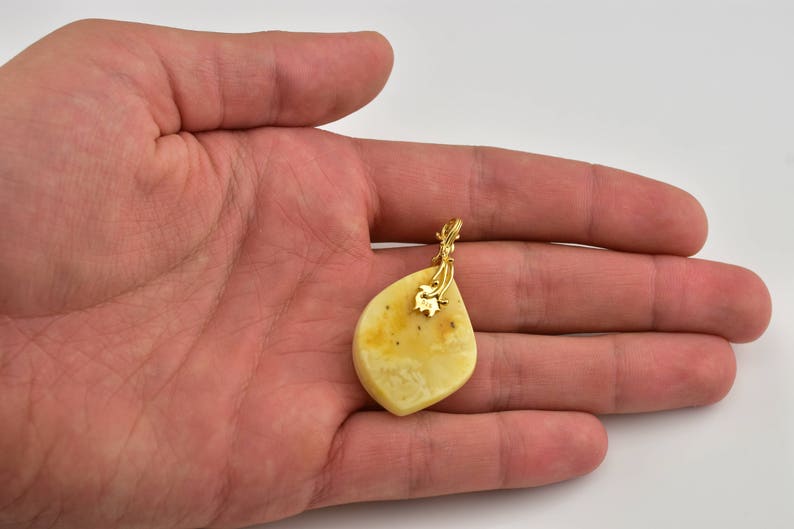 White Butterscotch Egg Yolk Genuine BALTIC AMBER Silver Gold Plated Pendant 5.2g