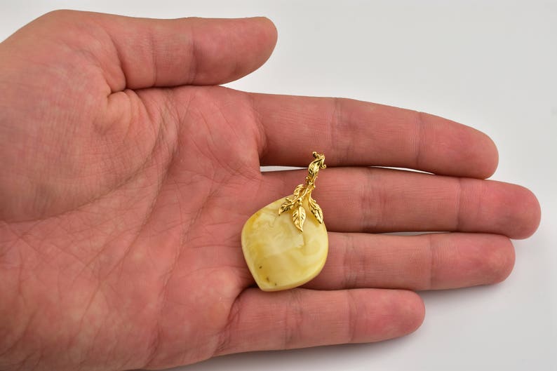 White Butterscotch Egg Yolk Genuine BALTIC AMBER Silver Gold Plated Pendant 5.2g