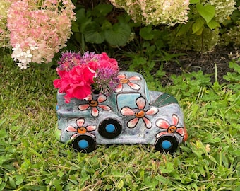 Handgemachter LKW-Übertopf: Mexikanische Dekoration für Haus & Garten